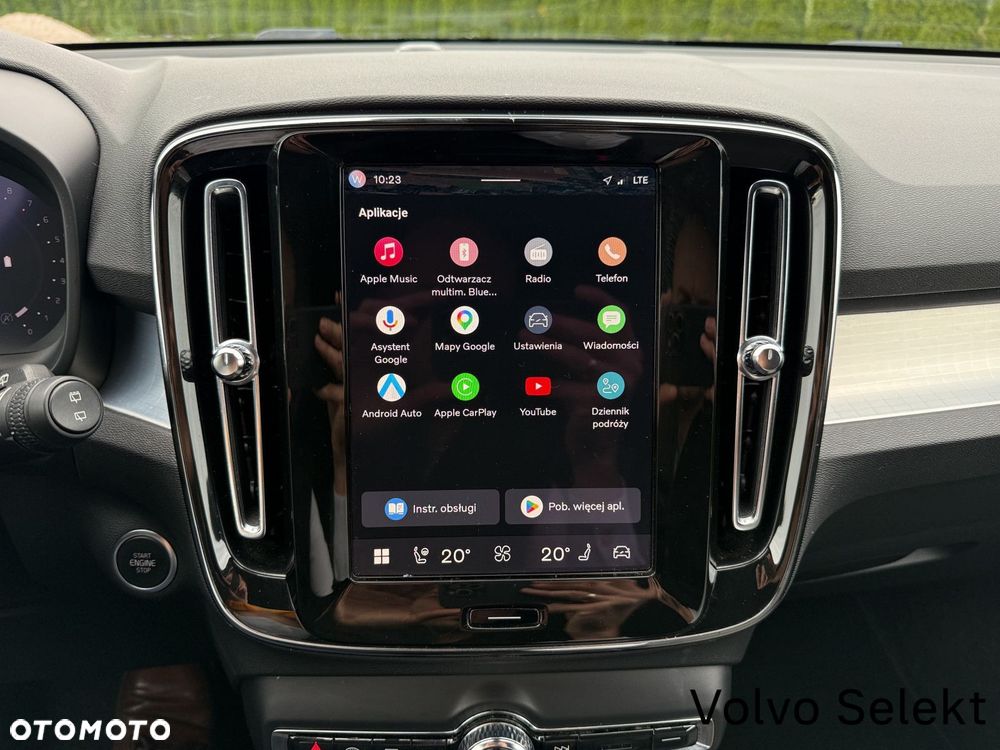 Volvo XC 40 B3 Core - 25