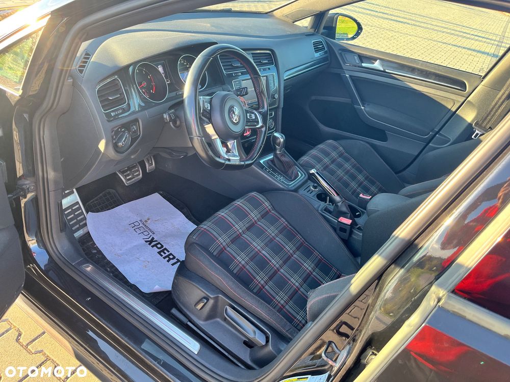 Volkswagen Golf 2016 photo 3