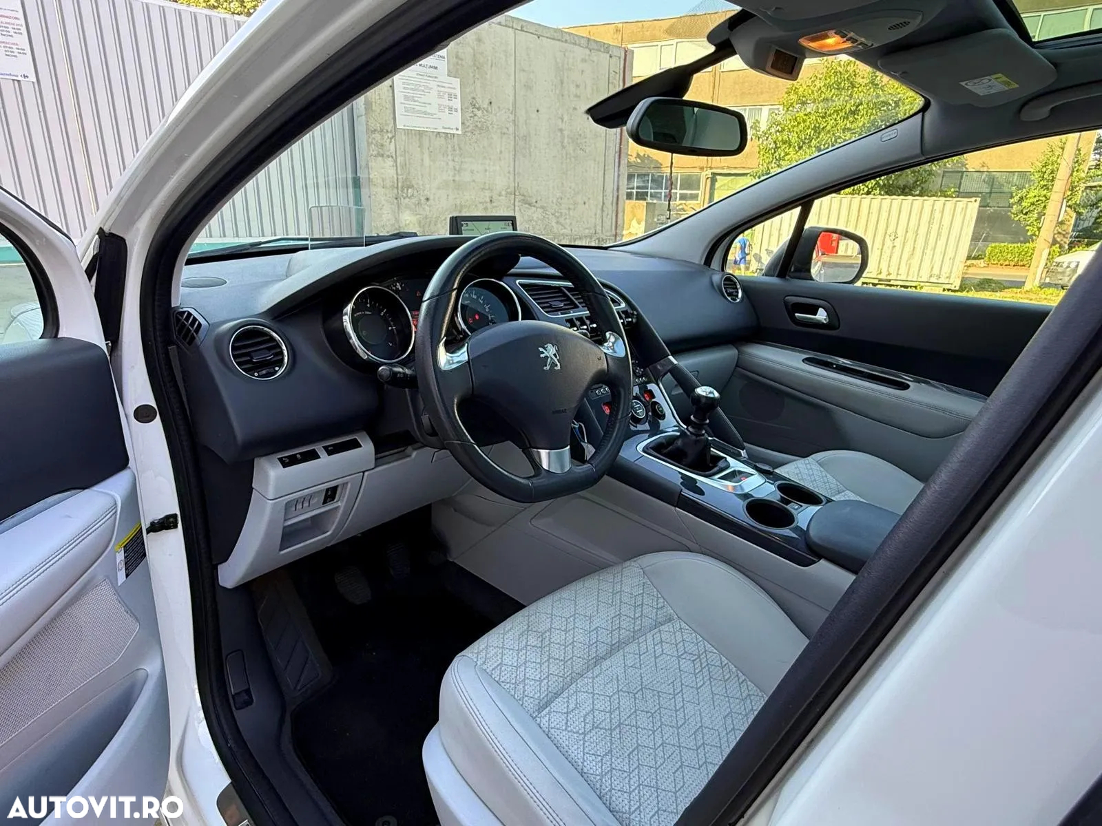 Peugeot 3008 155 THP Allure - 23
