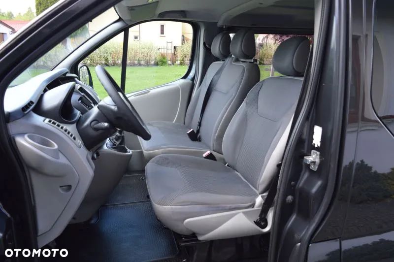 Opel Vivaro - 16