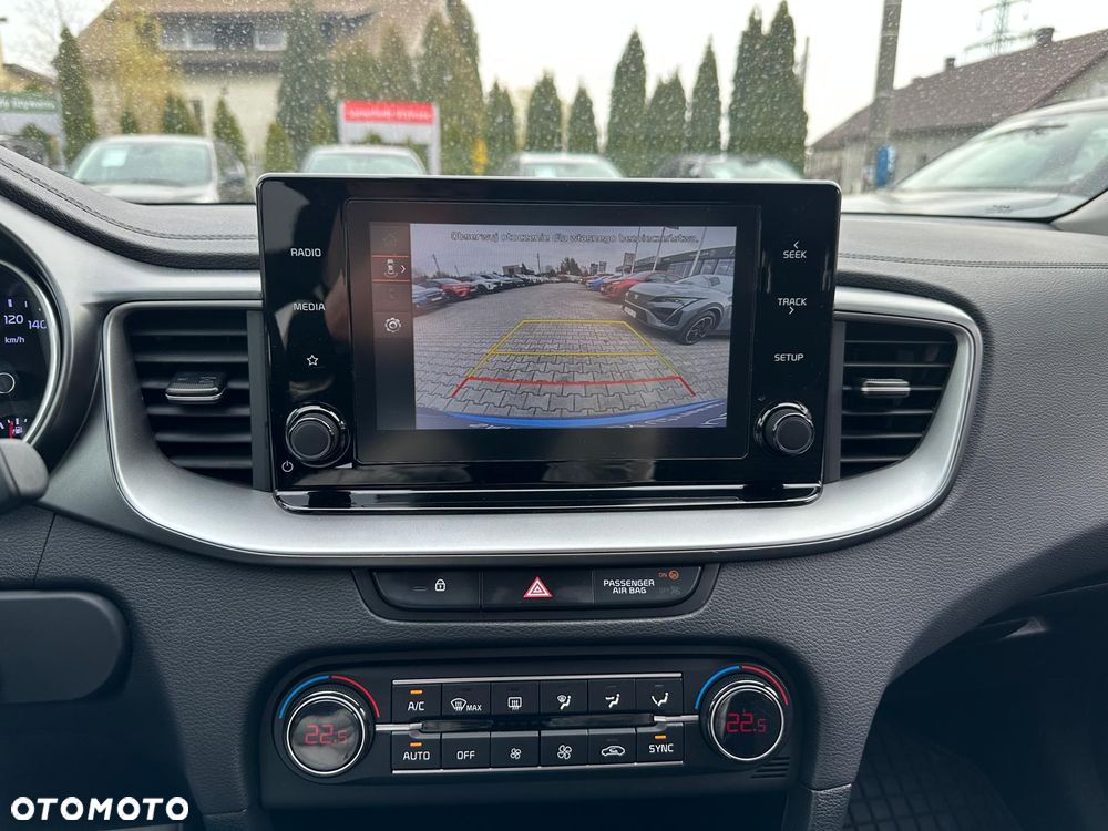 Kia XCeed 1.5 T-GDI M DCT - 13