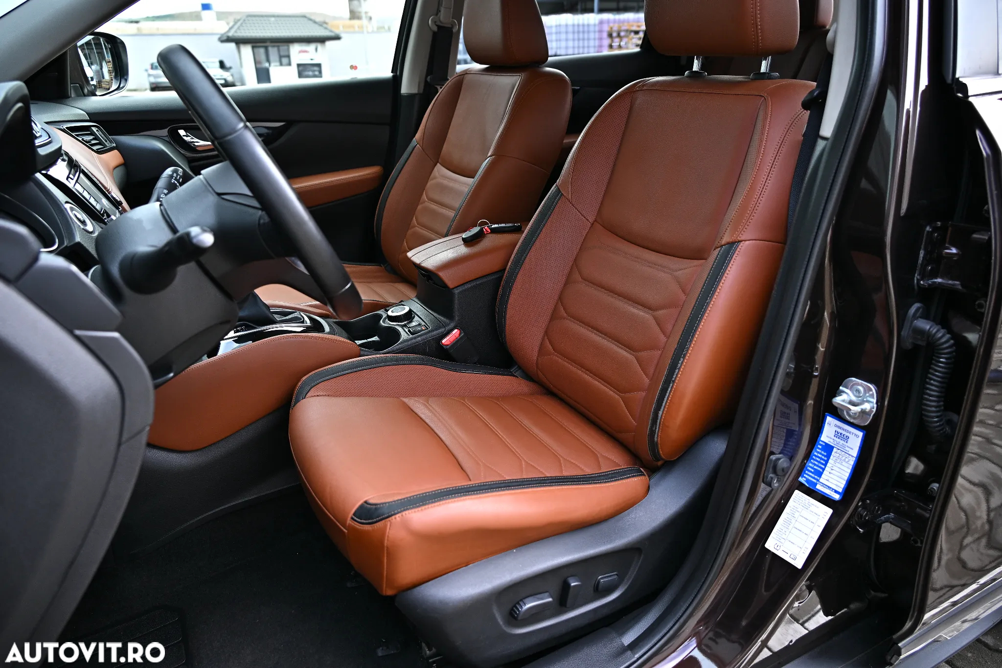 Nissan X-Trail 2.0 dCi ALL-MODE 4x4i Xtronic Tekna - 10