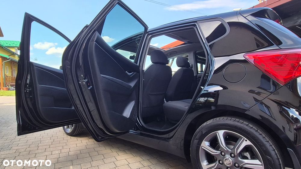 Hyundai ix20 1.6 Premium - 29