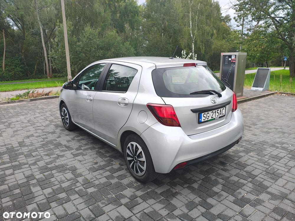 Toyota Yaris 1.33 Active - 1