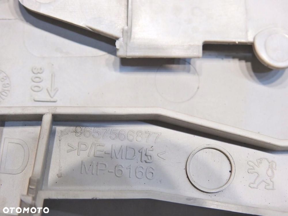 OSŁONA SŁUPKA B PRAWA PEUGEOT 308 I 3D - 4