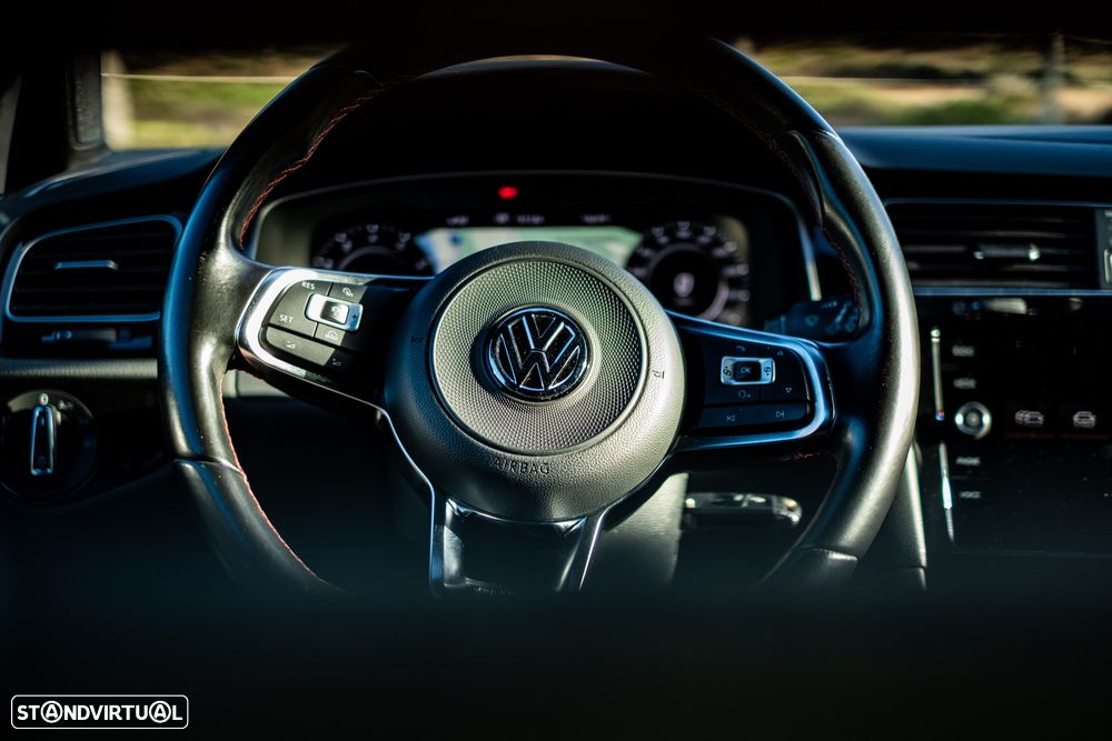 VW Golf GTI (BlueMotion ) DSG - 17