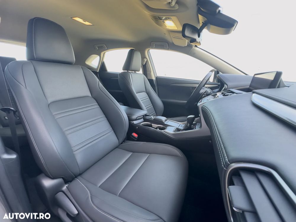 Lexus Seria NX 300h AWD Executive Plus - 24