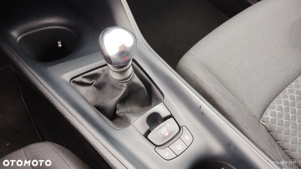 Toyota C-HR 1.2 T Comfort - 21