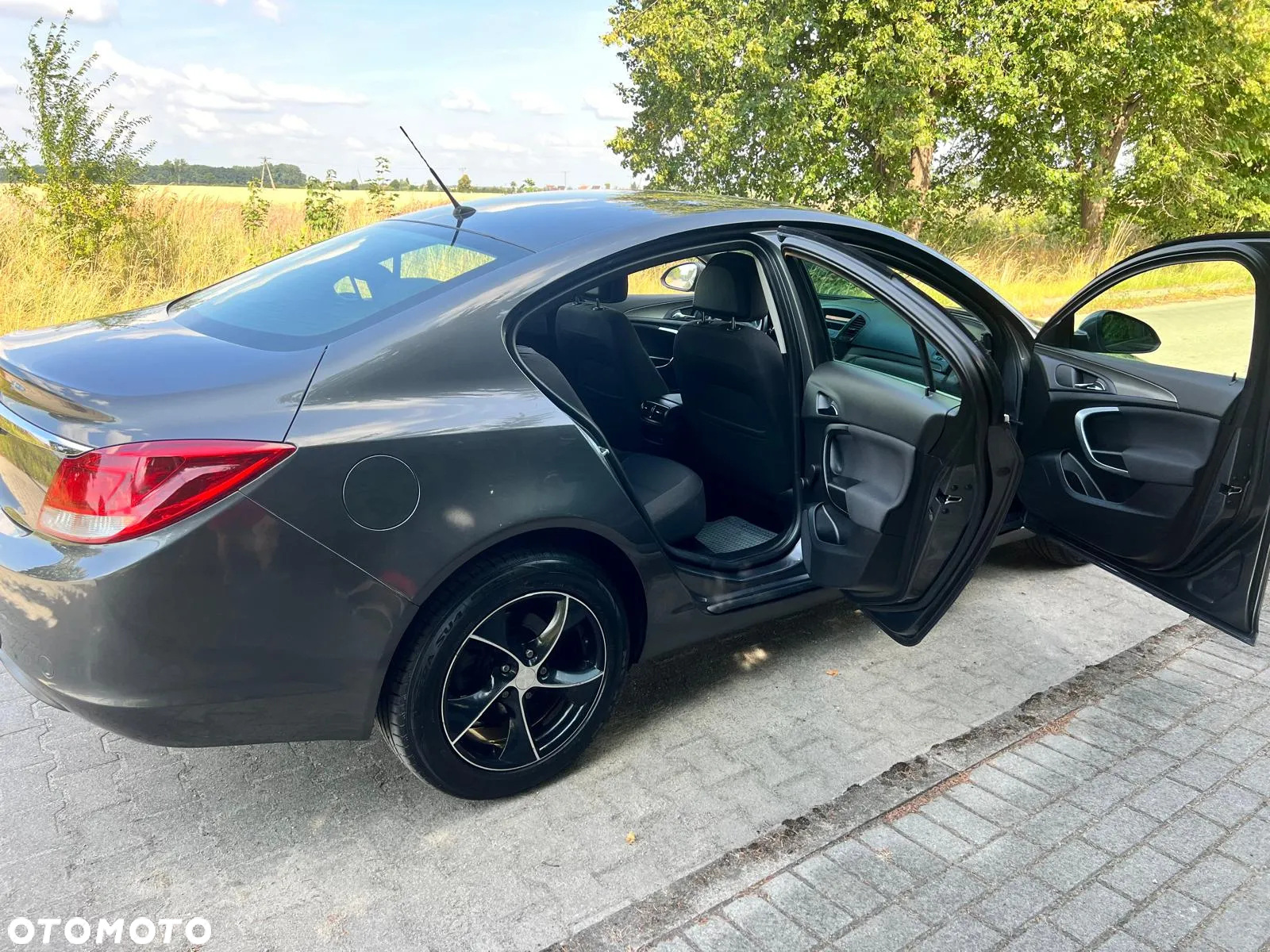 Opel Insignia - 14
