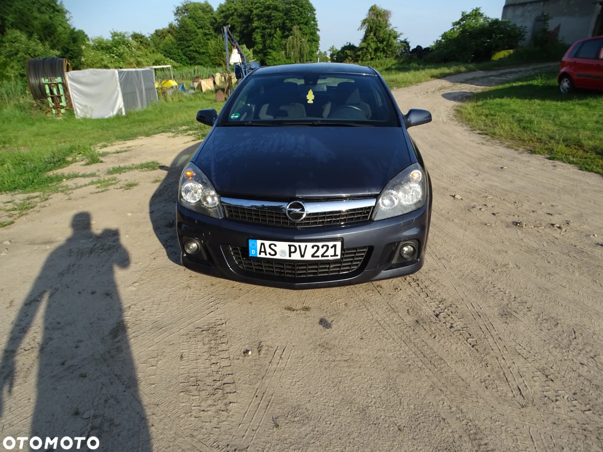 Opel Astra GTC 1.6 ECOTEC DI Turbo ecoFLEX Start/Stop - 2