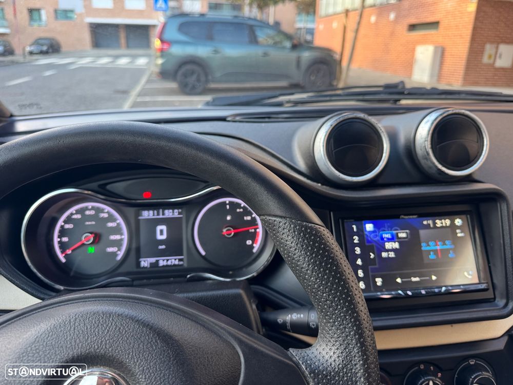 Aixam Crossline - 24