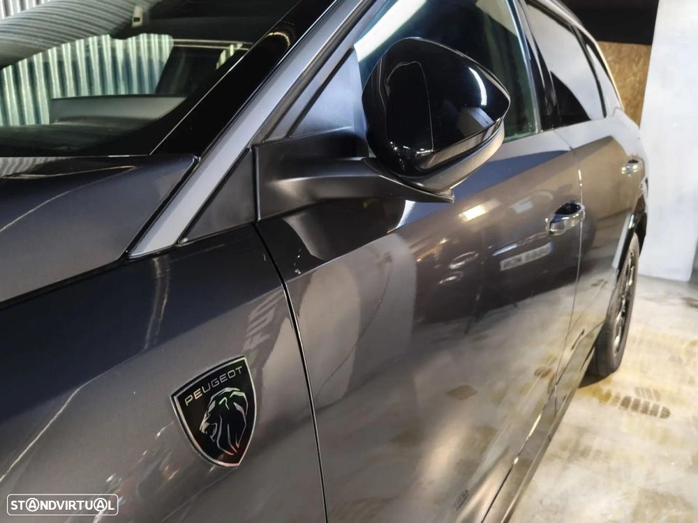 Peugeot E-5008 73 kWh GT - 9