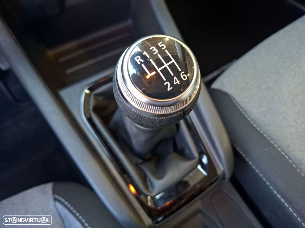 Renault Clio 1.0 TCe Evolution Bi-Fuel - 16