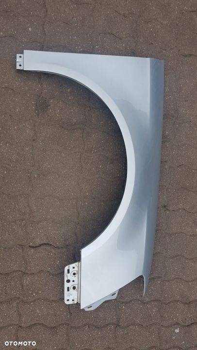 Błotnik przód prawy VW PASSAT B6  kod koloru LA7W PROMOCJA - 1