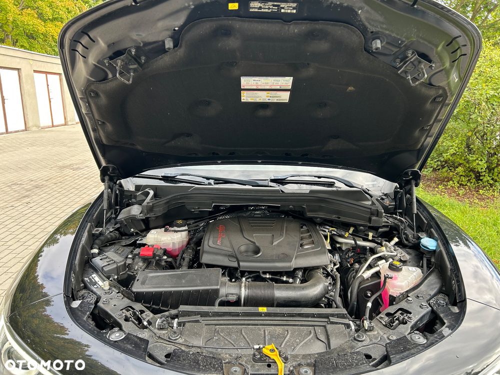 Alfa Romeo Stelvio - 23