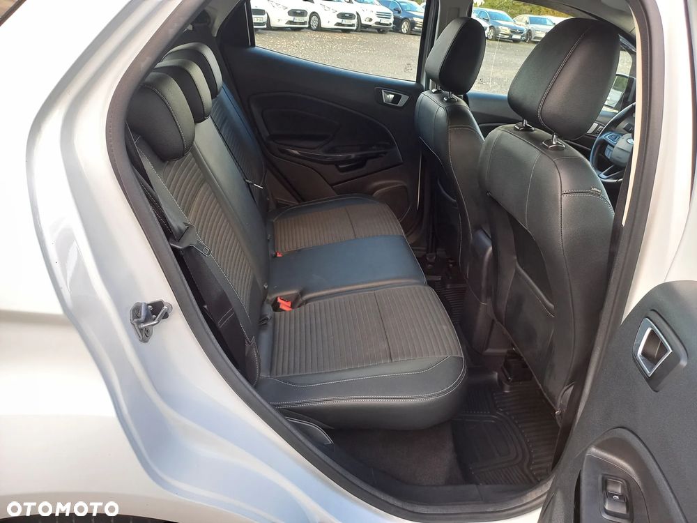 Ford EcoSport 1.5 EcoBlue TITANIUM - 19