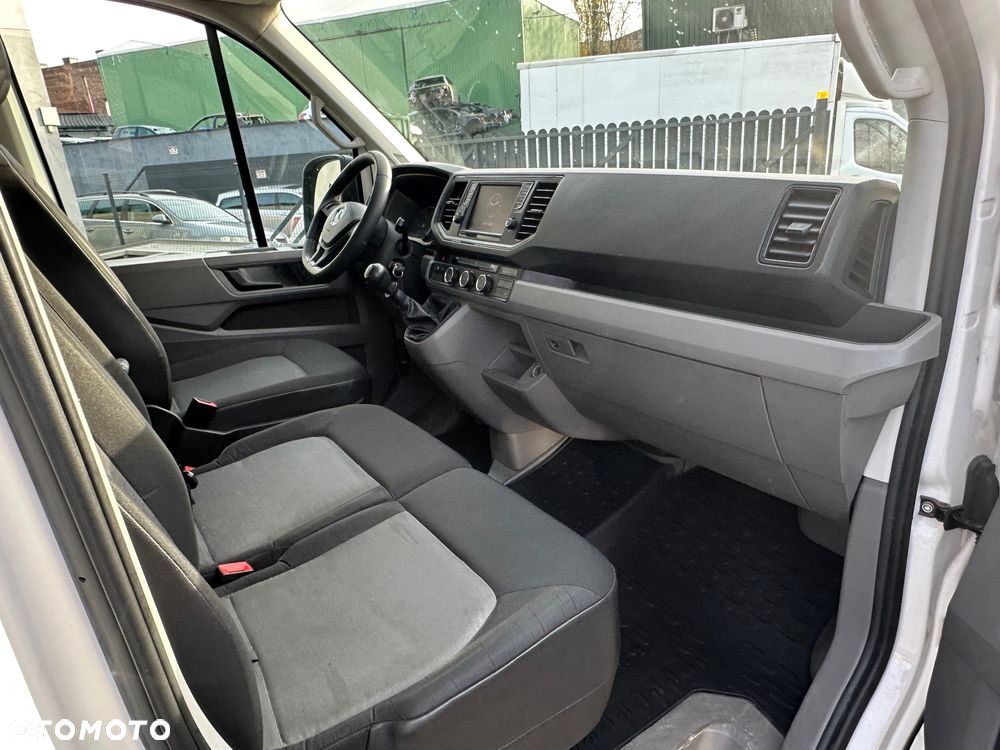 Volkswagen Crafter - 12