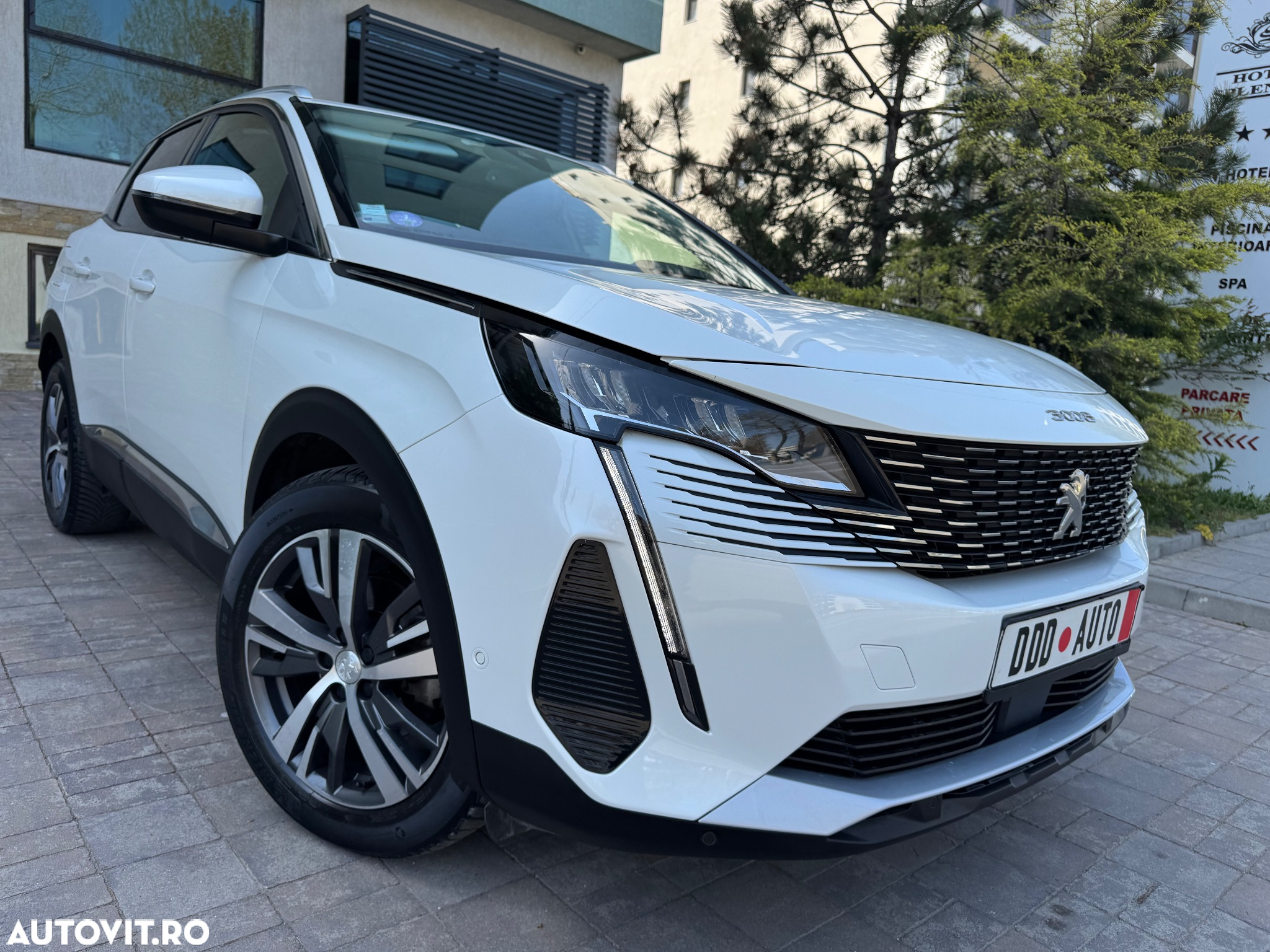 Peugeot 3008 PureTech 130 Stop & Start GPF EAT8 Active Pack - 7
