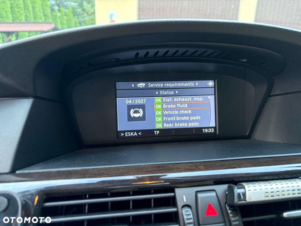 BMW Seria 5 520d - 14
