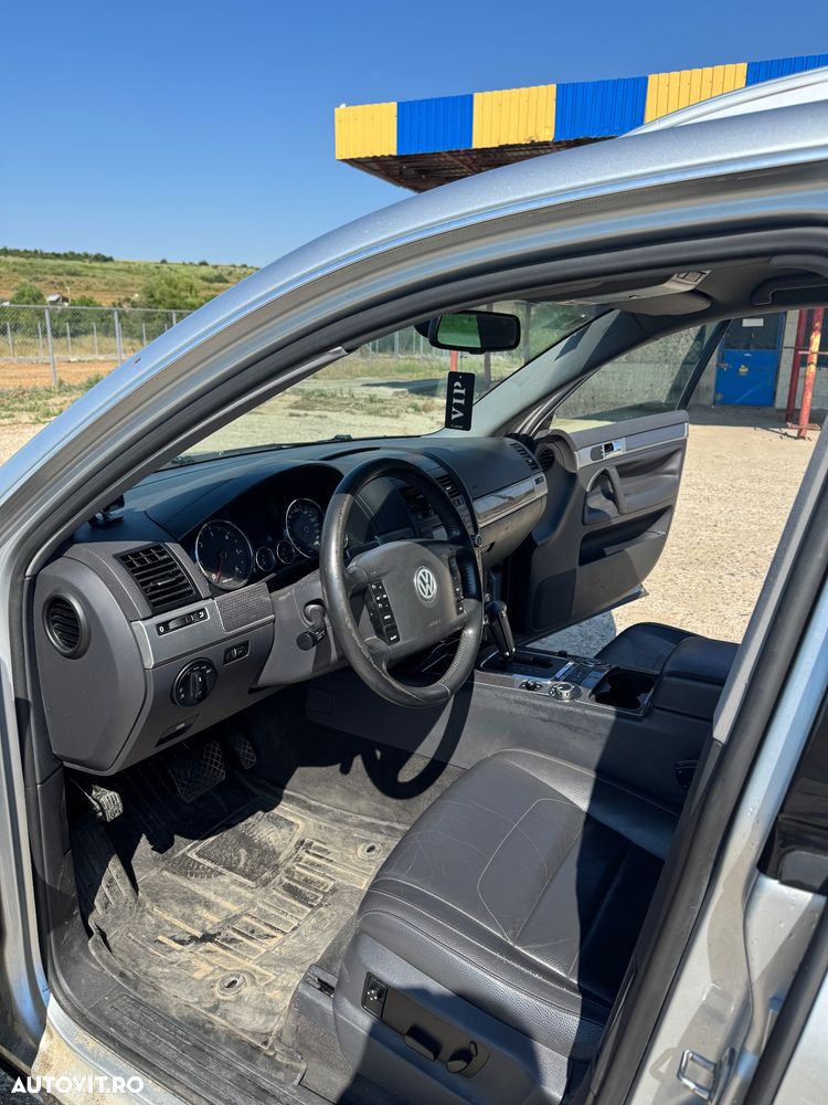Volkswagen Touareg - 6