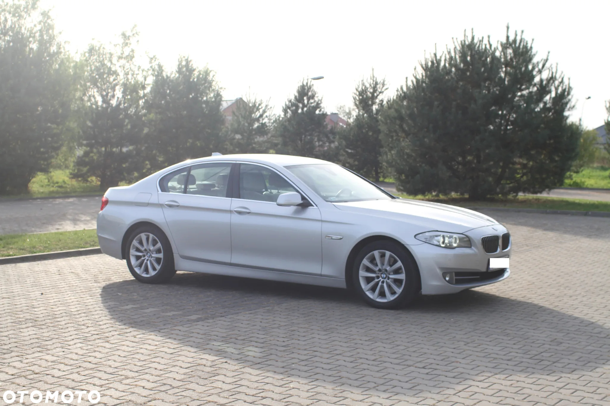 BMW Seria 5 525d xDrive Luxury Line - 10