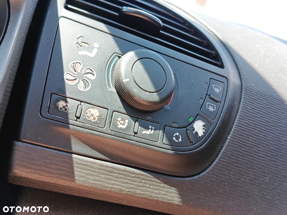 Citroën C4 Picasso VTi 120 Business Class - 25