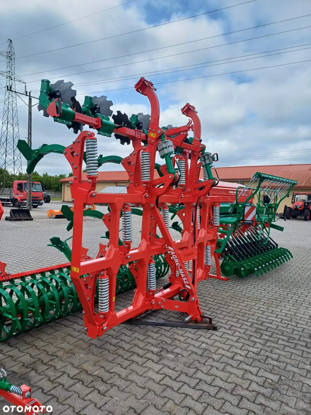 Agro-Masz Agregat bezorkowy Runner 3,5 m wał daszkowy - 4