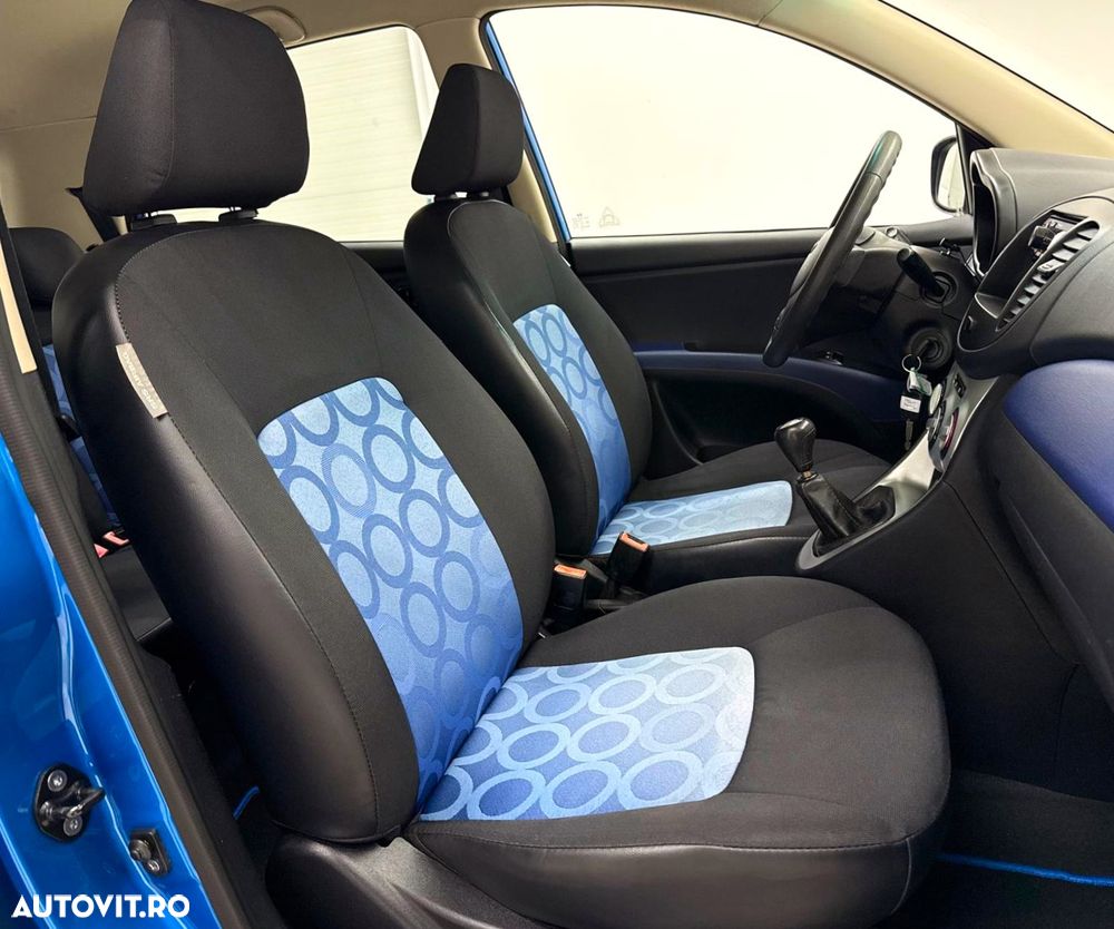 Hyundai i10 1.1 Edition Plus - 18
