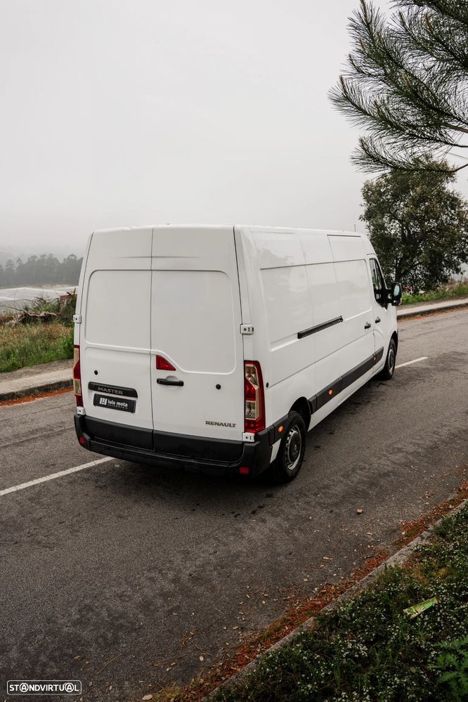 Renault Master 2.3 DCi - 11