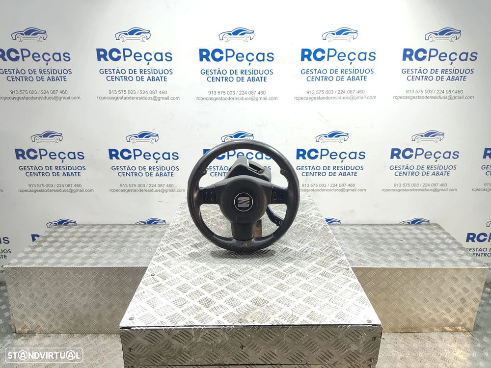 Volante Guiador Completo Original Pele Perfurada Seat Leon 1P FR Comandos Multifunções - 8