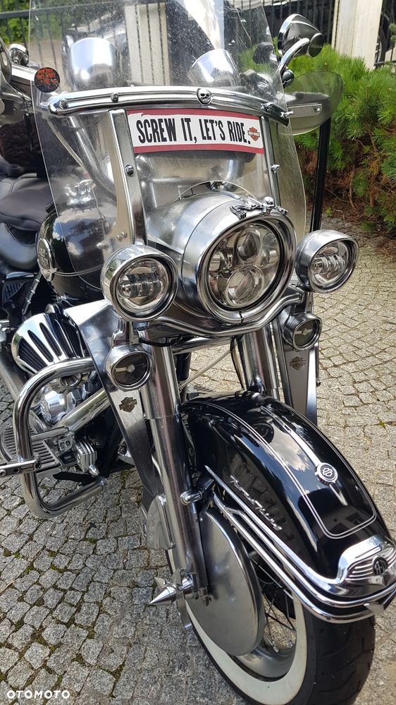 Harley-Davidson Touring Road King - 17