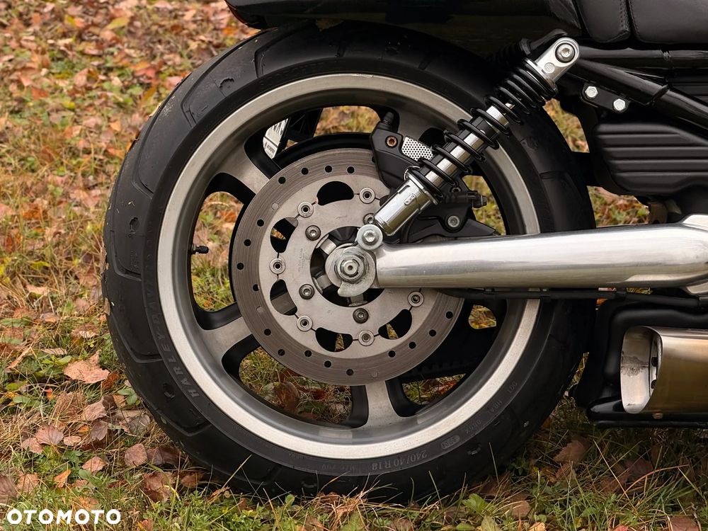 Harley-Davidson V-Rod Muscle - 20