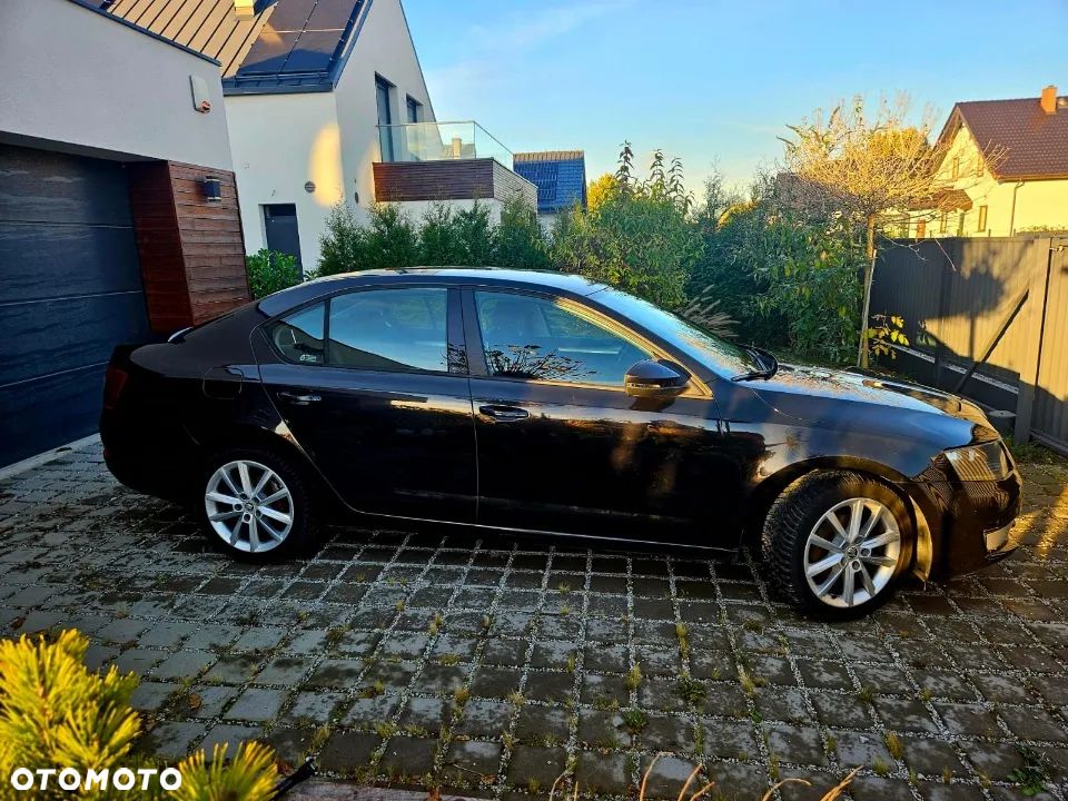 Skoda Octavia 2.0 TDI Edition - 6