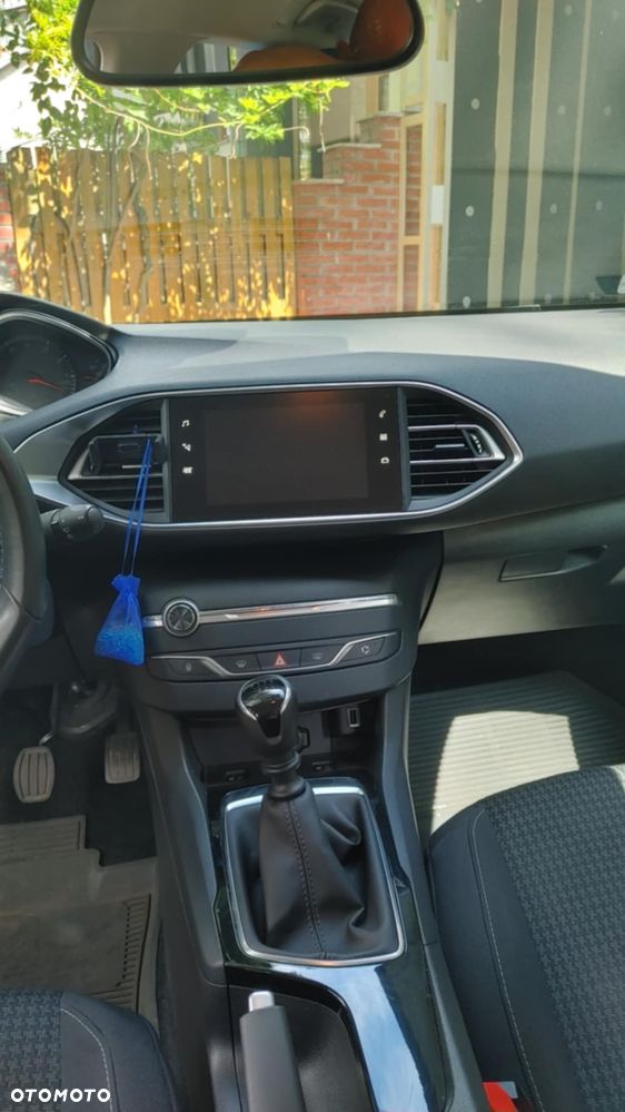 Peugeot 308 1.2 PureTech Active S&S - 7