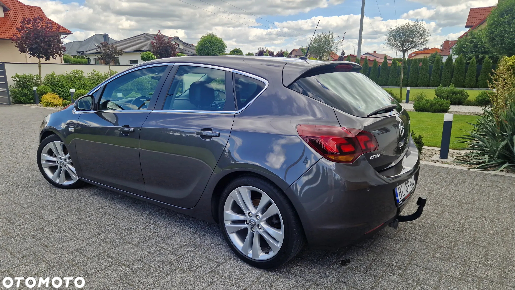Opel Astra 1.6 Automatik Cosmo - 4