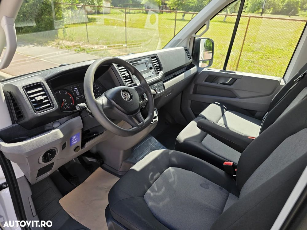 Volkswagen Crafter - 11