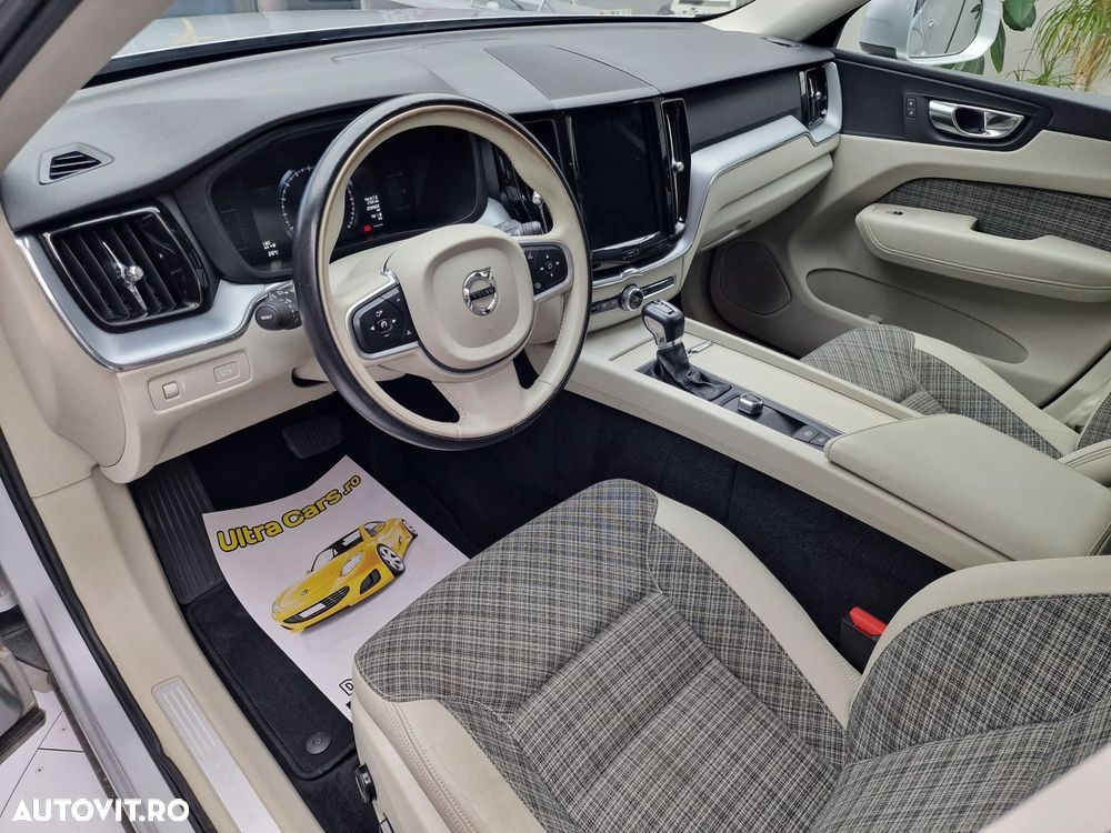 VOLVO XC60 2018 — imagine 13