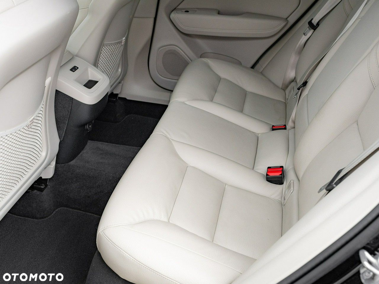 Volvo XC 60 - 24