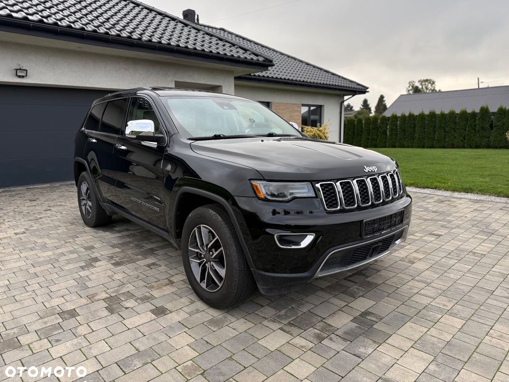 Jeep Grand Cherokee - 1