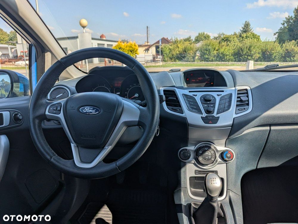 Ford Fiesta - 18