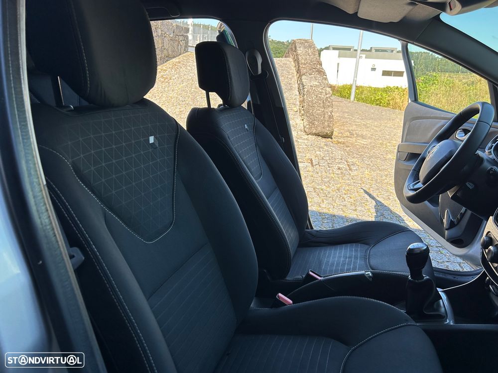 Renault Clio 1.5 dCi Limited EDition - 18