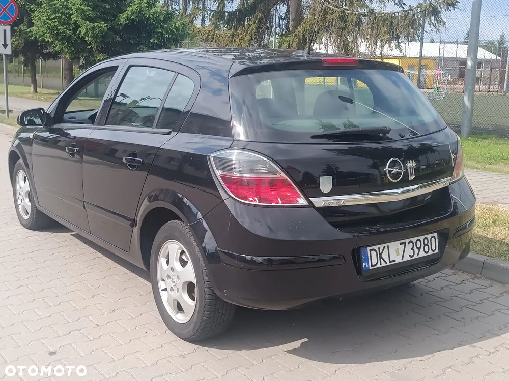 Opel Astra 1.6 Njoy - 6