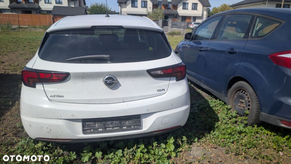 Opel Astra 1.6 D Start/Stop Innovation - 2