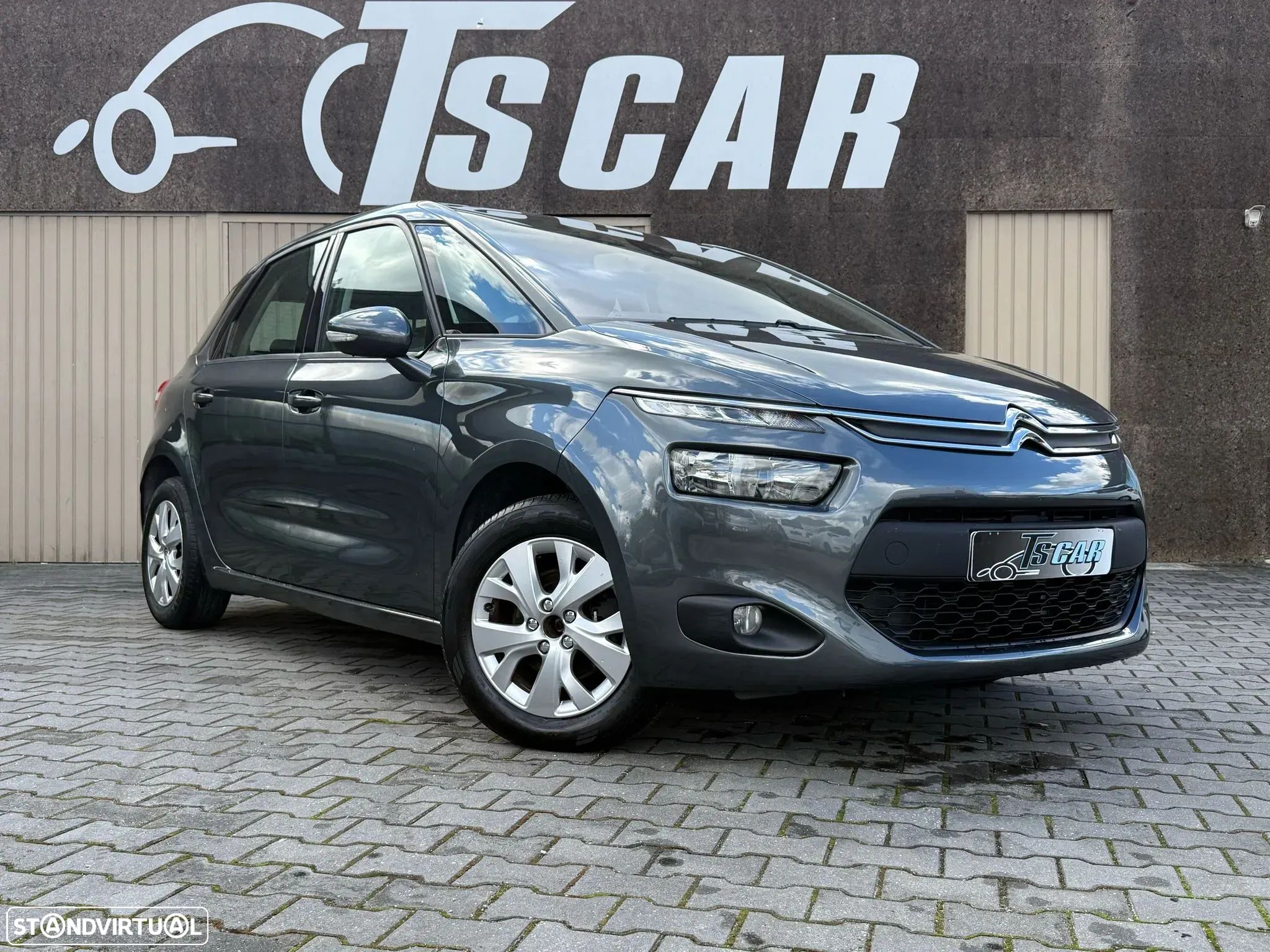 Citroën C4 Picasso 1.6 e-HDi Exclusive - 1