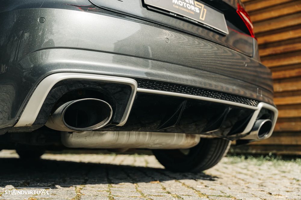 Audi RS3 Sportback 2.5 TFSI quattro S tronic - 21