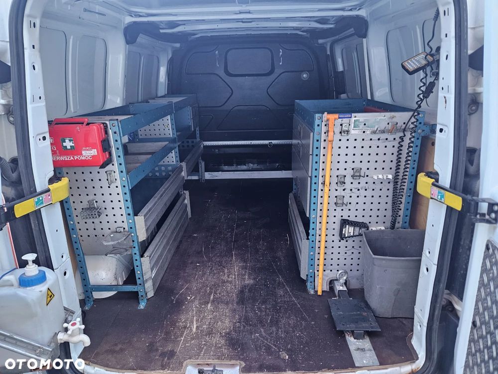 Ford Transit Custom - 8