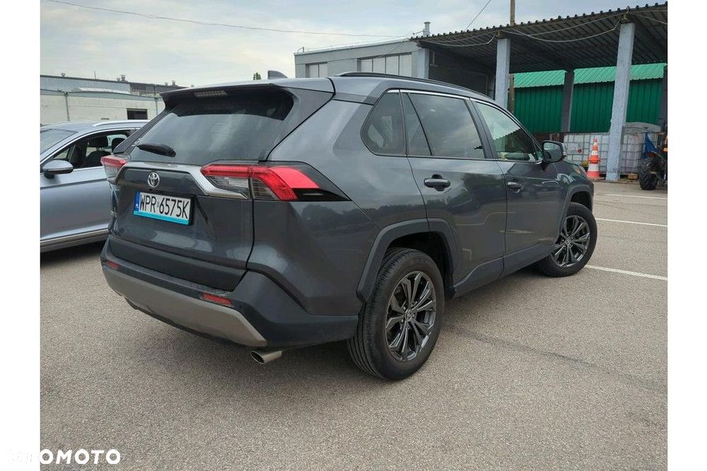 Toyota RAV4 - 3