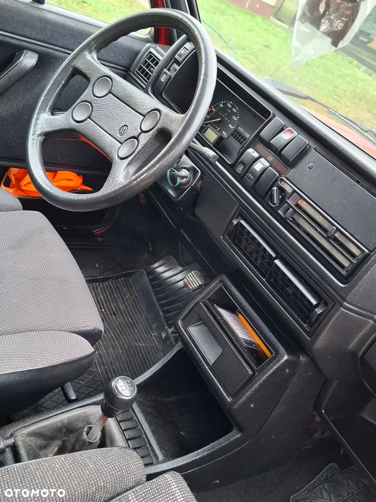 Volkswagen Golf - 5