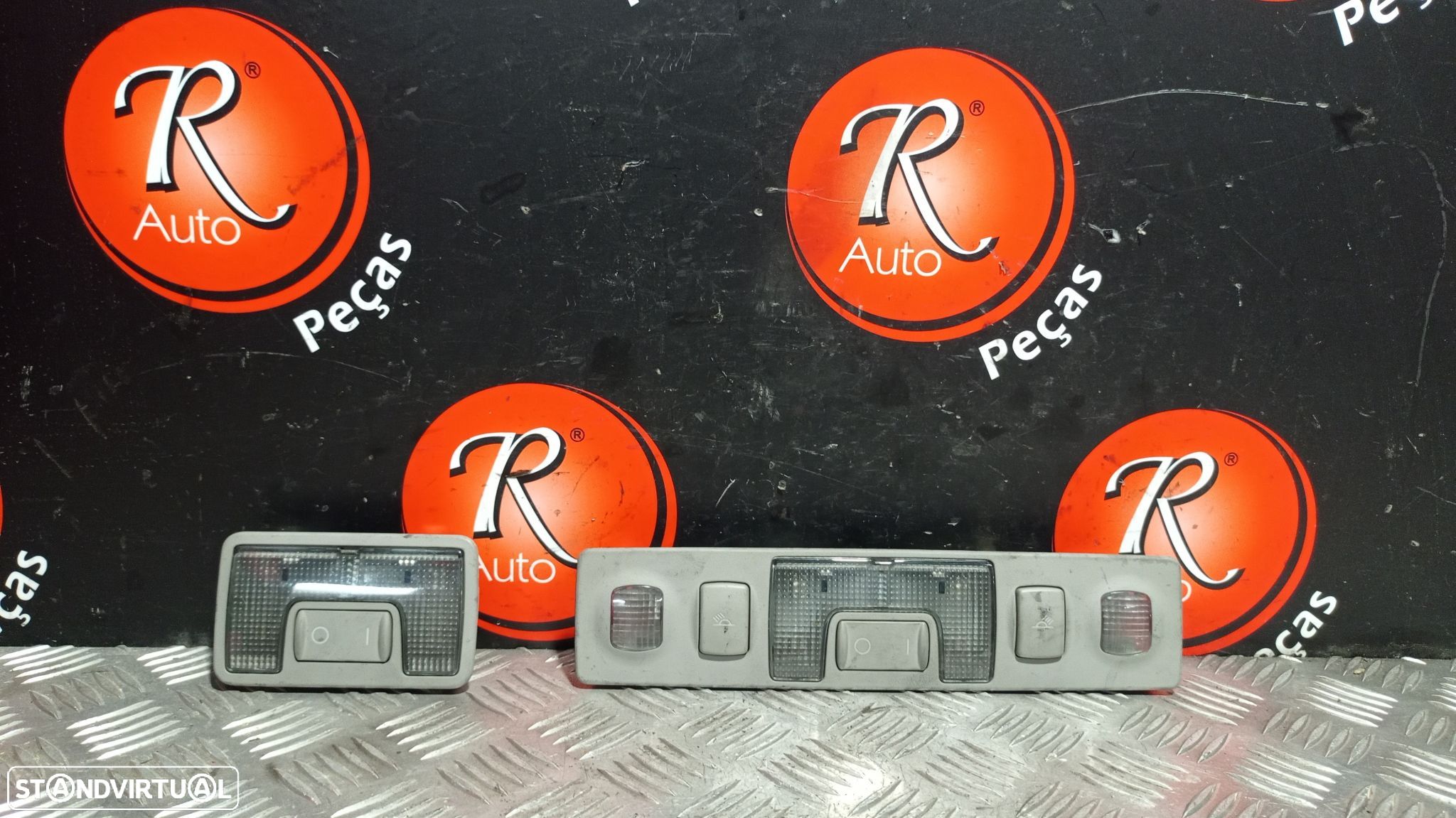 Plafonier Traseiro  Audi Allroad (4Bh, C5) - 1