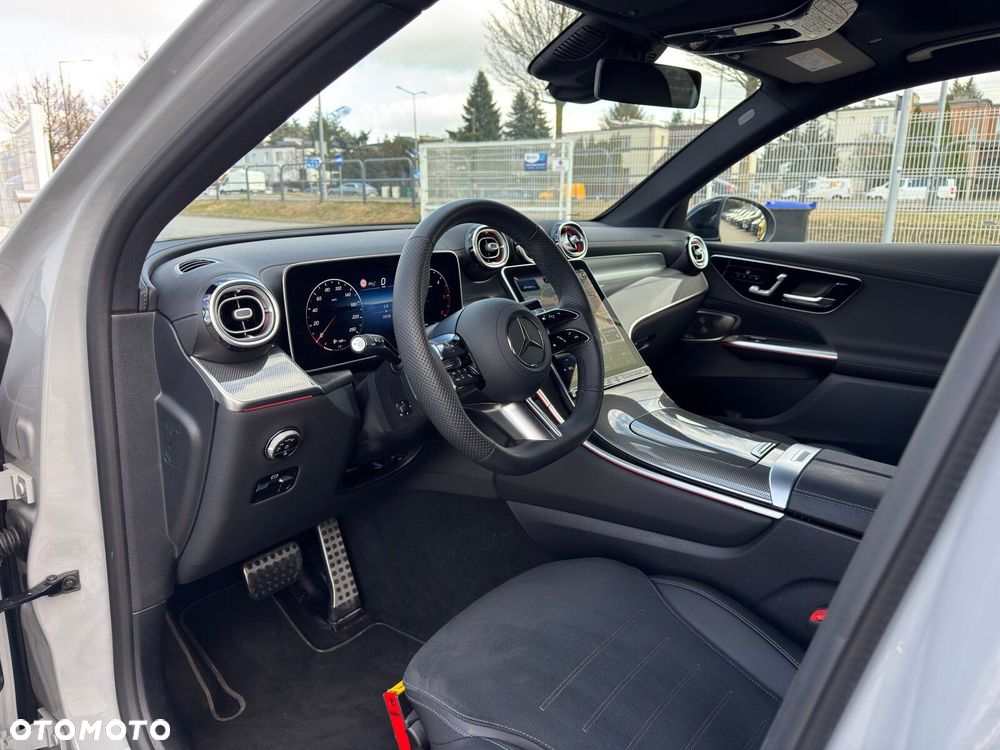 Mercedes-Benz GLC - 19